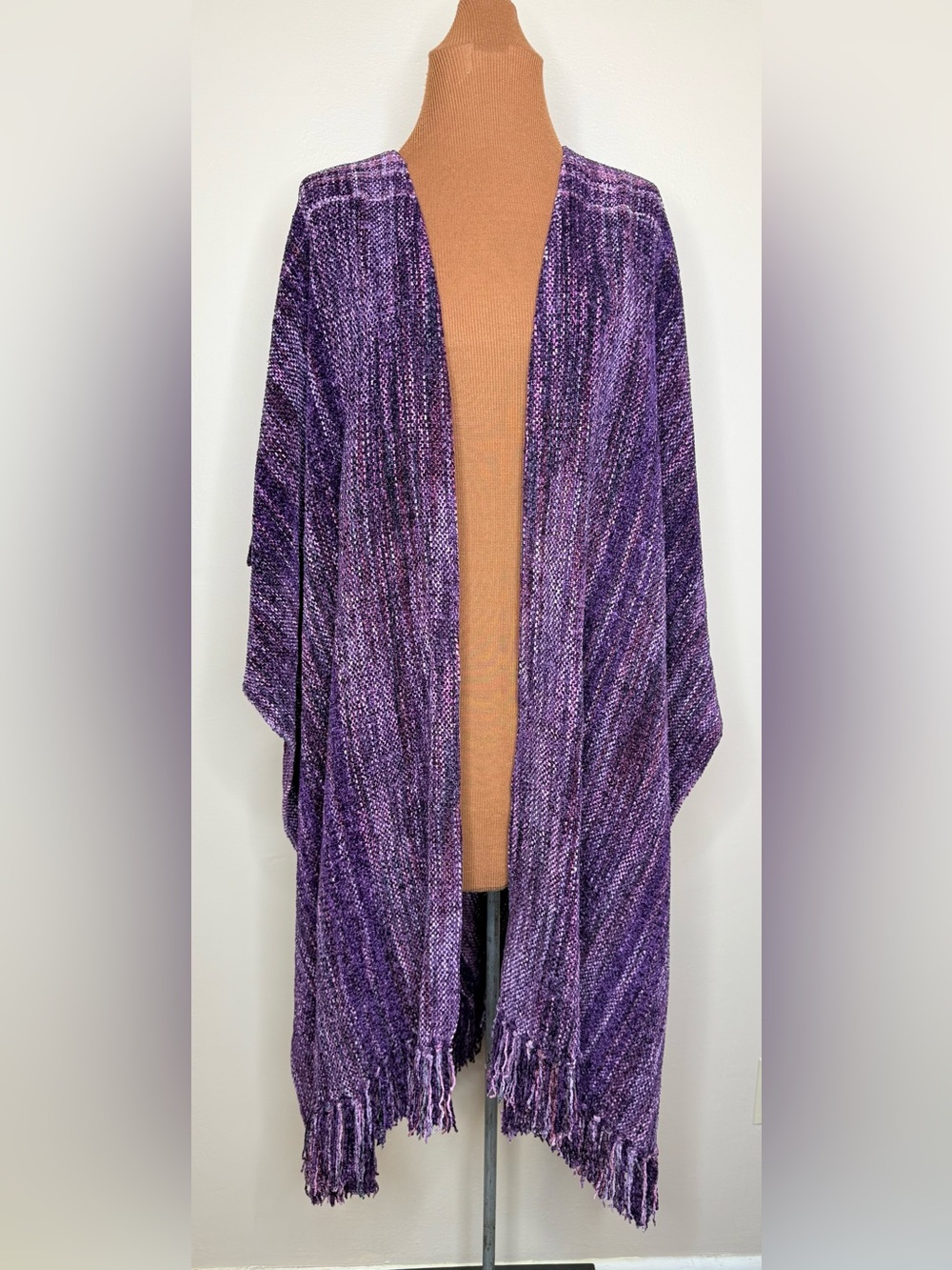 Pat Davis Open-Front Knit Sweater Wrap or Shawl Tie Fringe Vintage